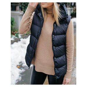 Old Navy Vest Quilted navy blue cozy vest NWOT Size XS